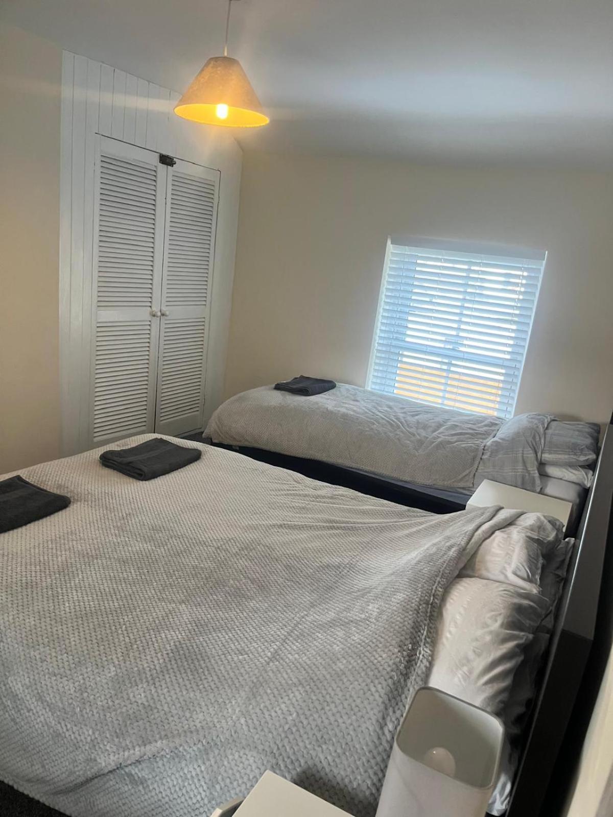 Apartament Rj S House Merthyr Tydfil Zewnętrze zdjęcie