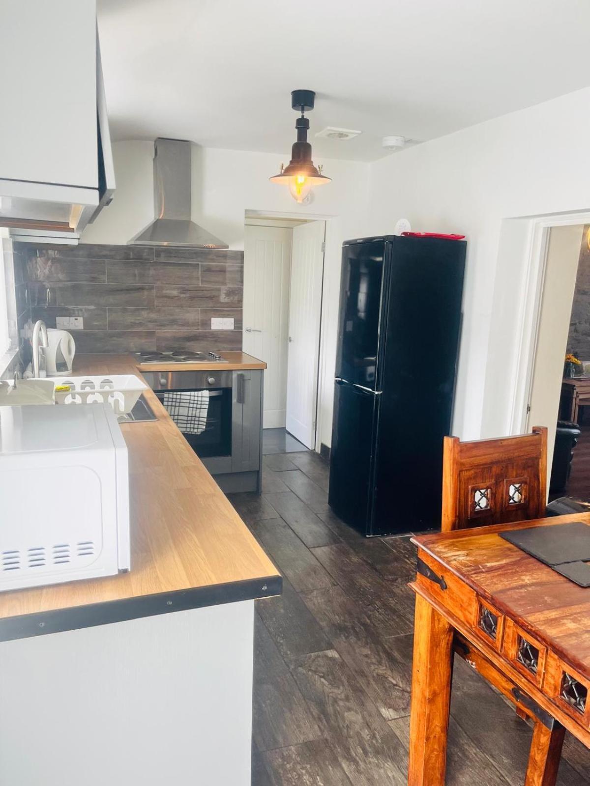 Apartament Rj S House Merthyr Tydfil Zewnętrze zdjęcie